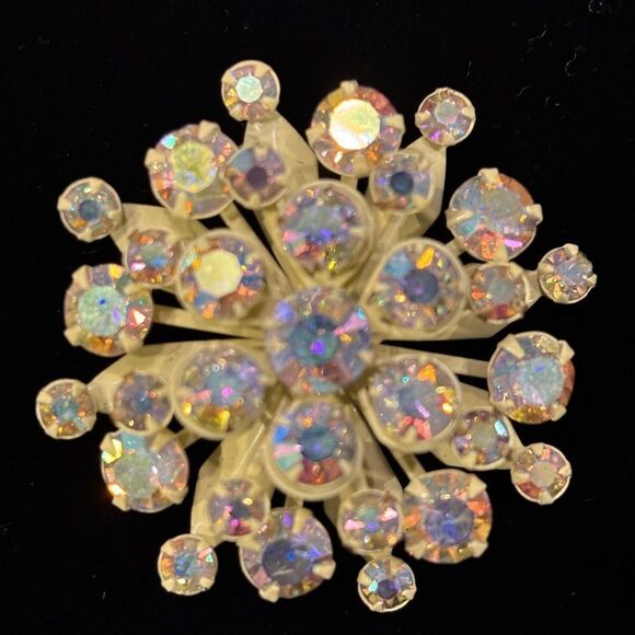 Vintage Accessories - Aurora Borealis Vintage Brooch